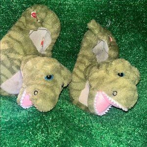 Build a Bear Green Dinosaur 3D Slippers Boys Kids Medium 12-13